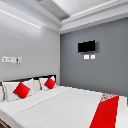 Super Hotel O Royal Empire Καλκούτα Εξωτερικό φωτογραφία