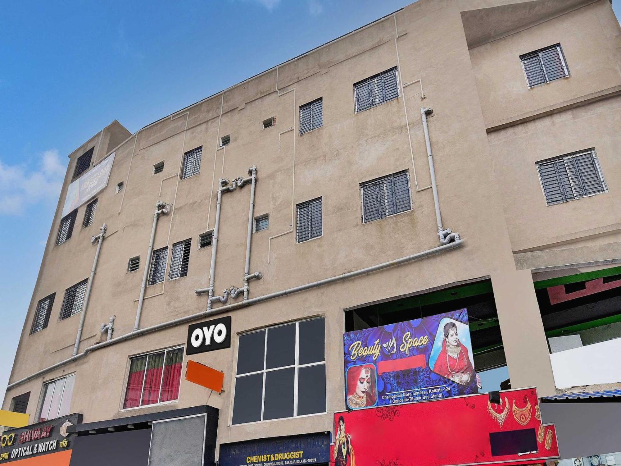 Super Hotel O Royal Empire Καλκούτα Εξωτερικό φωτογραφία