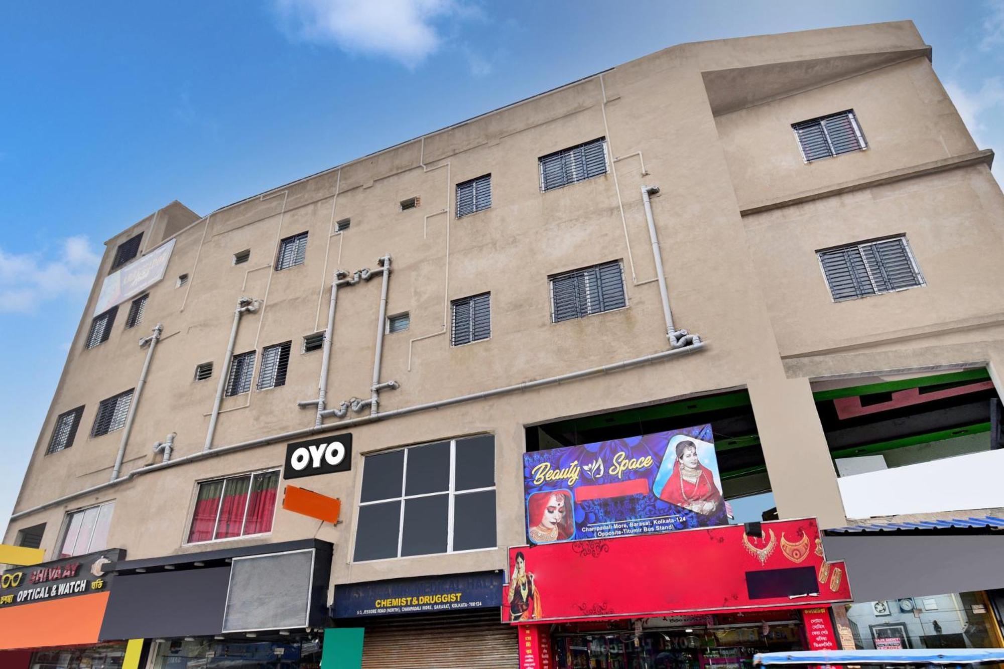 Super Hotel O Royal Empire Καλκούτα Εξωτερικό φωτογραφία